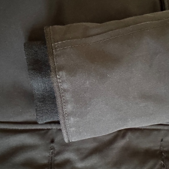 Canada Goose Rossclair Mid Length Fur Hood Parka - Picture 10 of 15